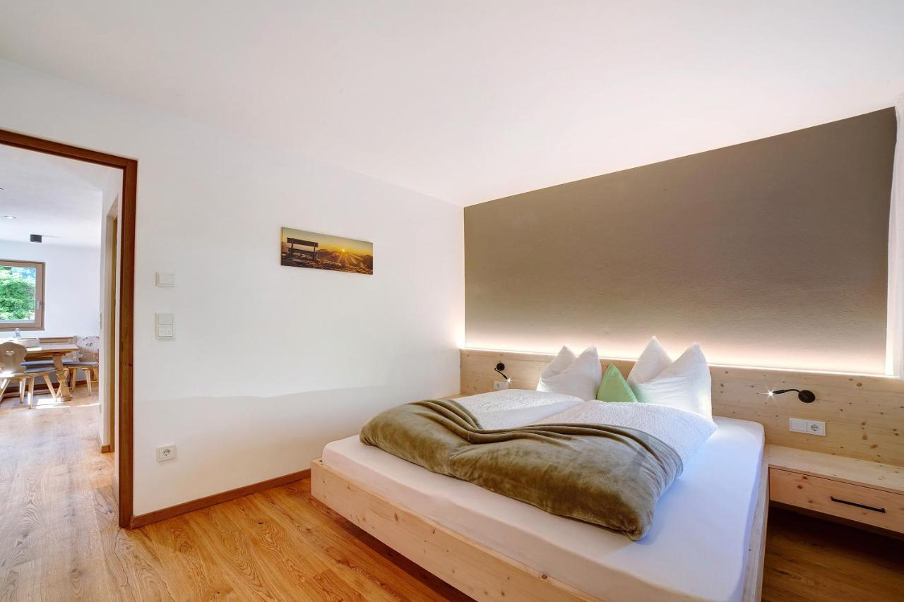 Waalhof Ferienwohnung Golden Ciardes Ngoại thất bức ảnh